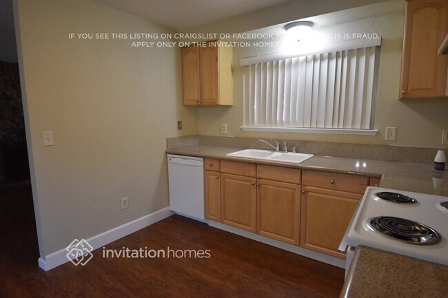 Foto del edificio - 9926 Burline St