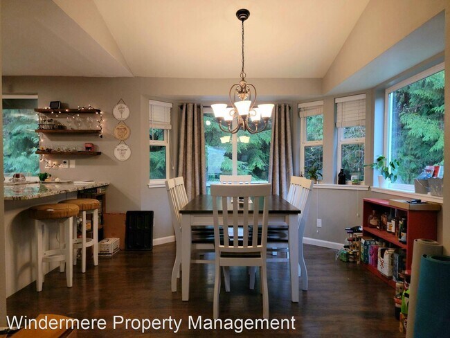 Building Photo - 3 br, 2 bath House - 22383 Miller Bay Road NE