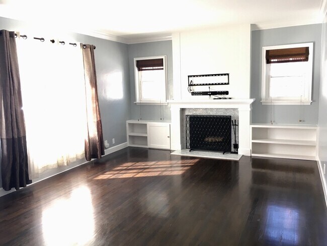 Building Photo - 3632 Rose Ave