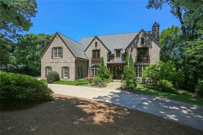 Foto del edificio - 250 Pine Valley Rd SE