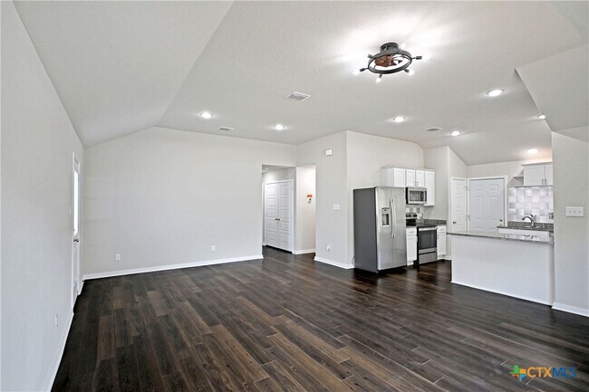 Foto del edificio - 2973 Greenbriar Rd