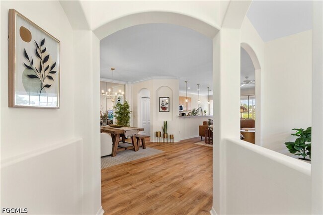 Foto del edificio - 1896 Crestview Way