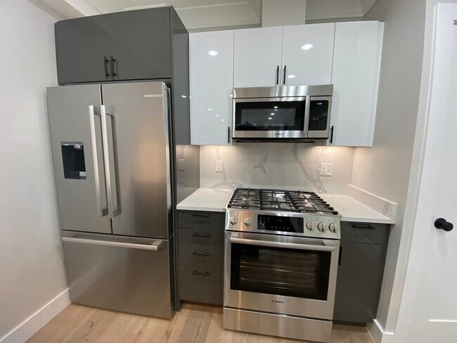 Foto del edificio - 301 Somerville Ave