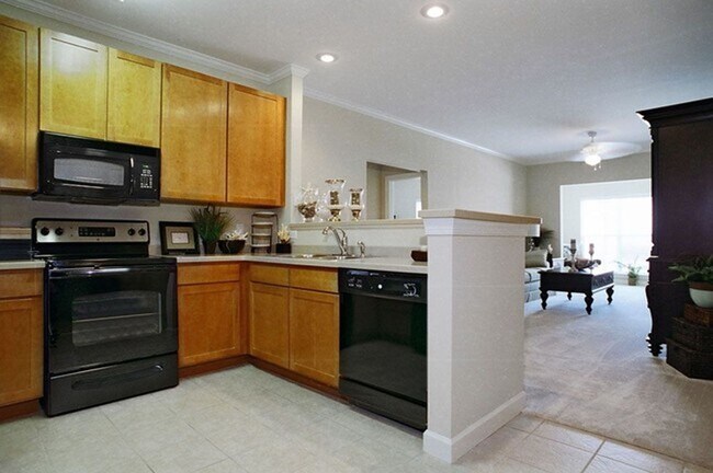 Foto del edificio - Bellingham Park 2BR top floor condo with p...