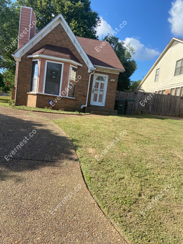 Primary Photo - 5966 Mapletree Cove