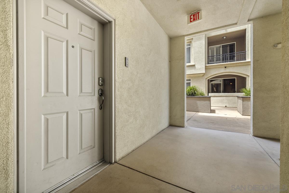 Primary Photo - 9253 Regents Rd