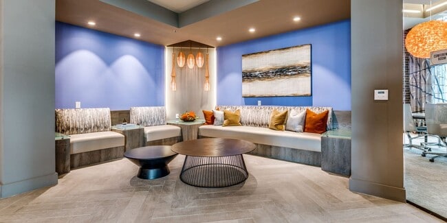 Building Photo - Luxia River East