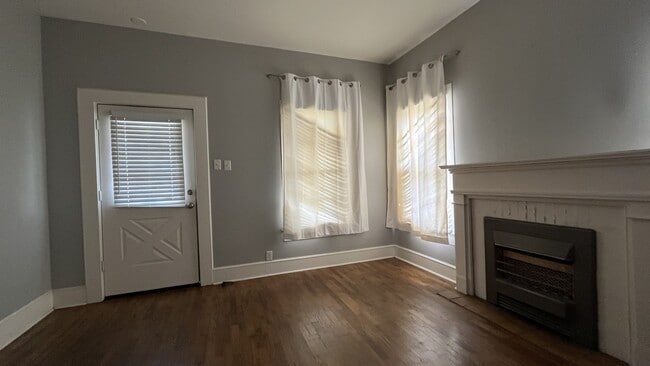 Building Photo - 815 S Brundidge St