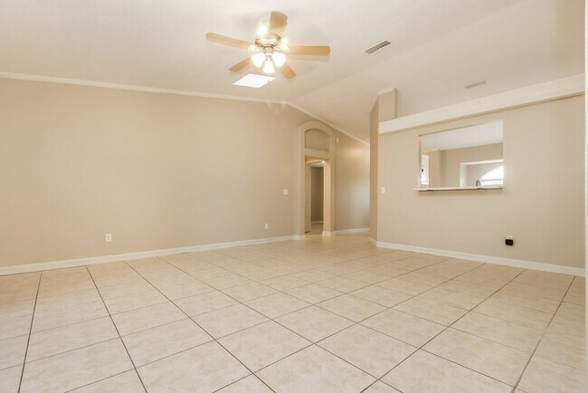 Building Photo - 2702 Woodstream Cir