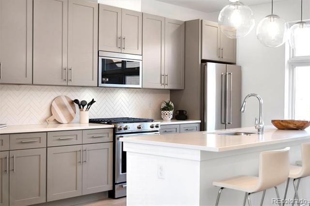 Photo - 16 Oneida Ct Townhome