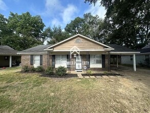 Building Photo - 1333 Jane Eyre St