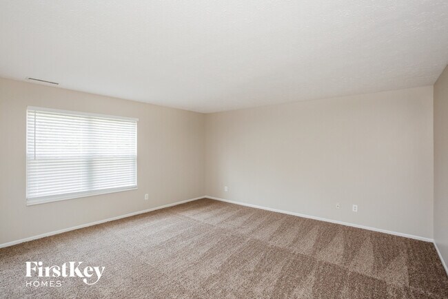 Building Photo - 19383 Romney Dr