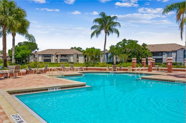 Foto del edificio - 10263 Gandy Blvd N