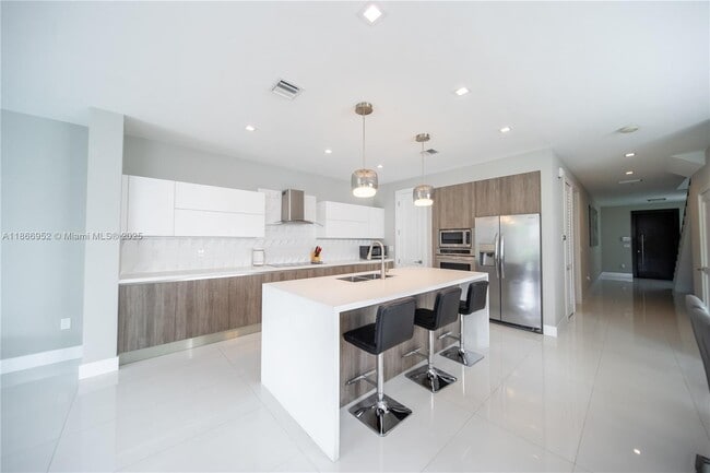 Foto del edificio - 3653 SW 26th St