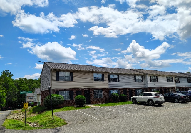 Building Photo - 29 Fonda Dr