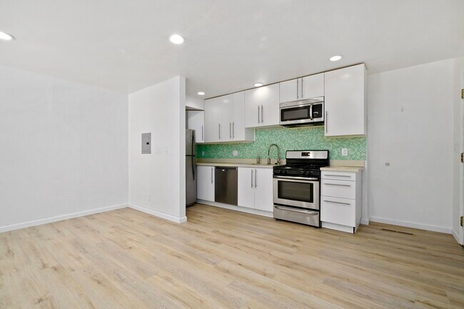 Building Photo - 3729 Brunell Dr