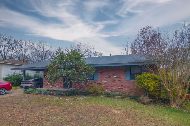 Foto del edificio - Single Family Home