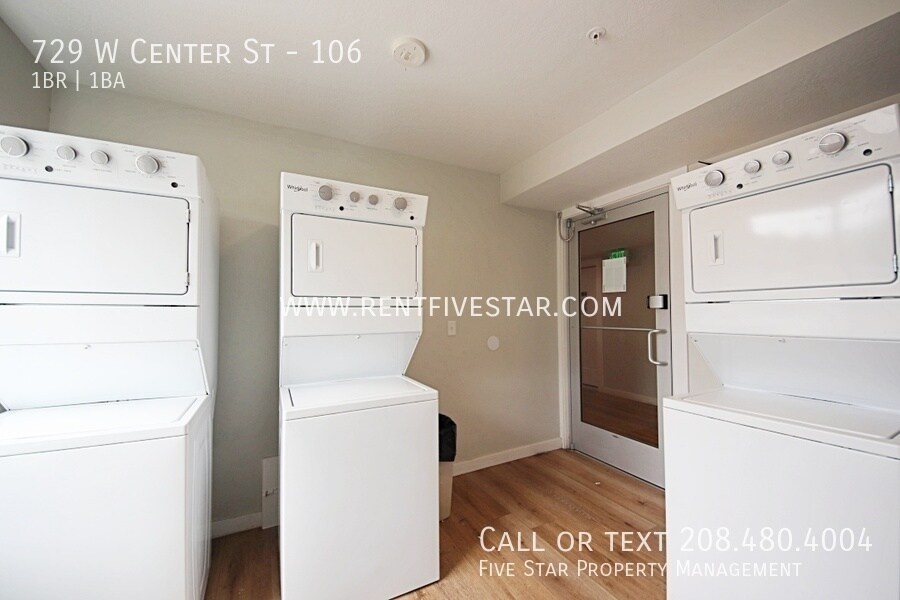 Foto del edificio - 729 W Center St