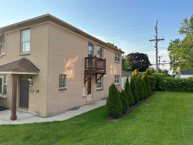 Foto del edificio - 9322 W Burleigh St