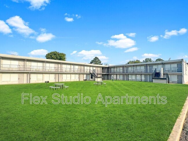 Building Photo - 3600 Albright Rd