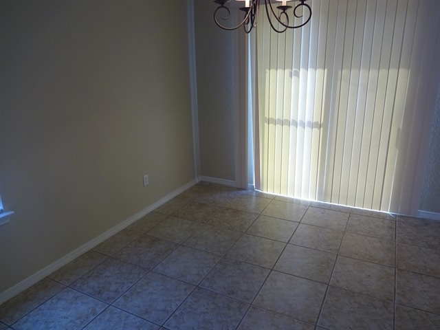 Building Photo - 9406 Hacienda Acres