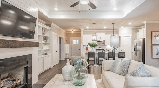 Building Photo - 14872 Demarie Ln