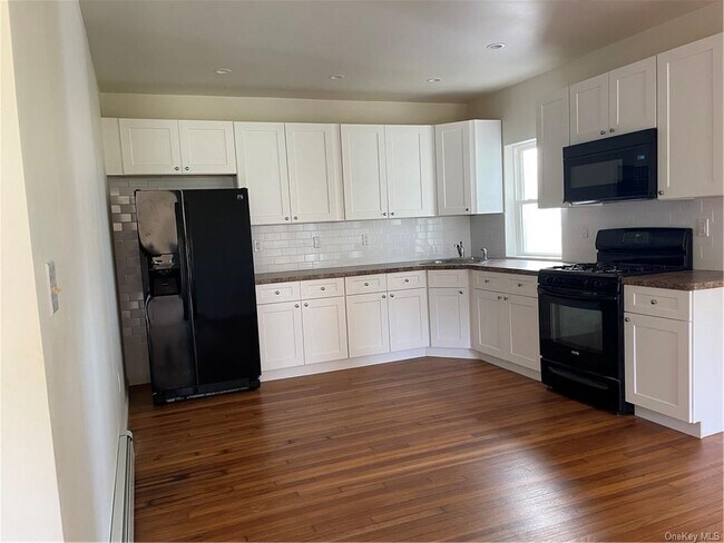 Foto del edificio - 1279 Ridgebury Rd