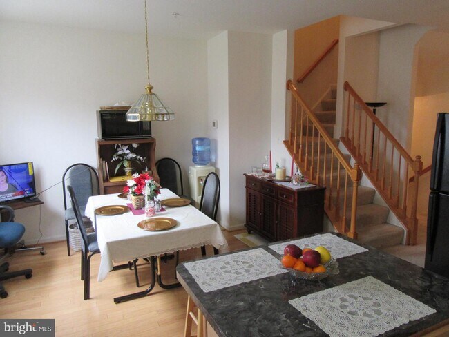 Foto del edificio - 9609 Lexington Pl