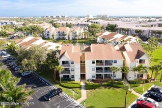 Building Photo - 1801 Island Club Dr