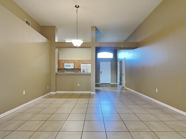 Building Photo - 1759 Kirtley Dr