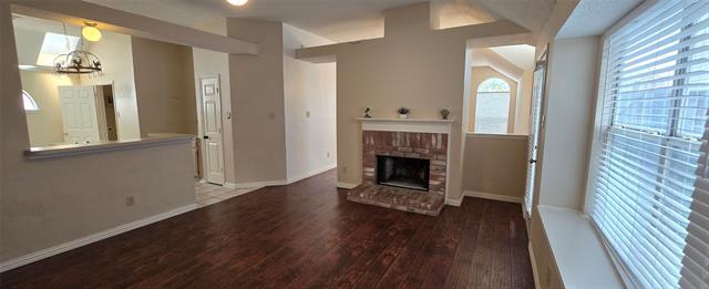 Foto del edificio - 6941 Hickory Creek