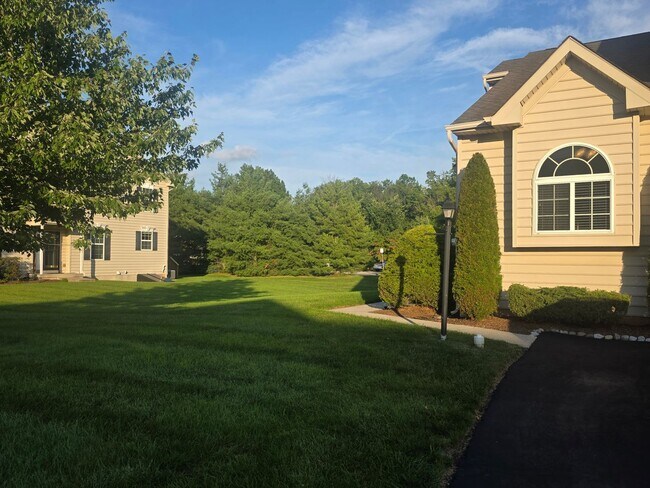 Foto del edificio - 173 Providence Ln