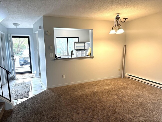 Foto del edificio - 44 Hudson Heights Dr