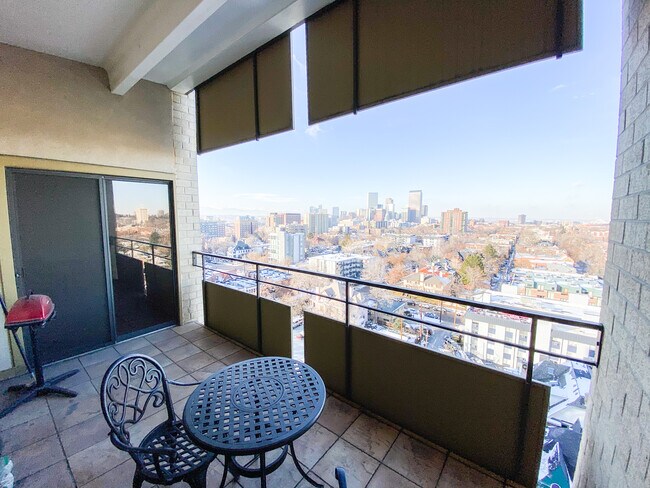 Balcony - 800 N Pearl St