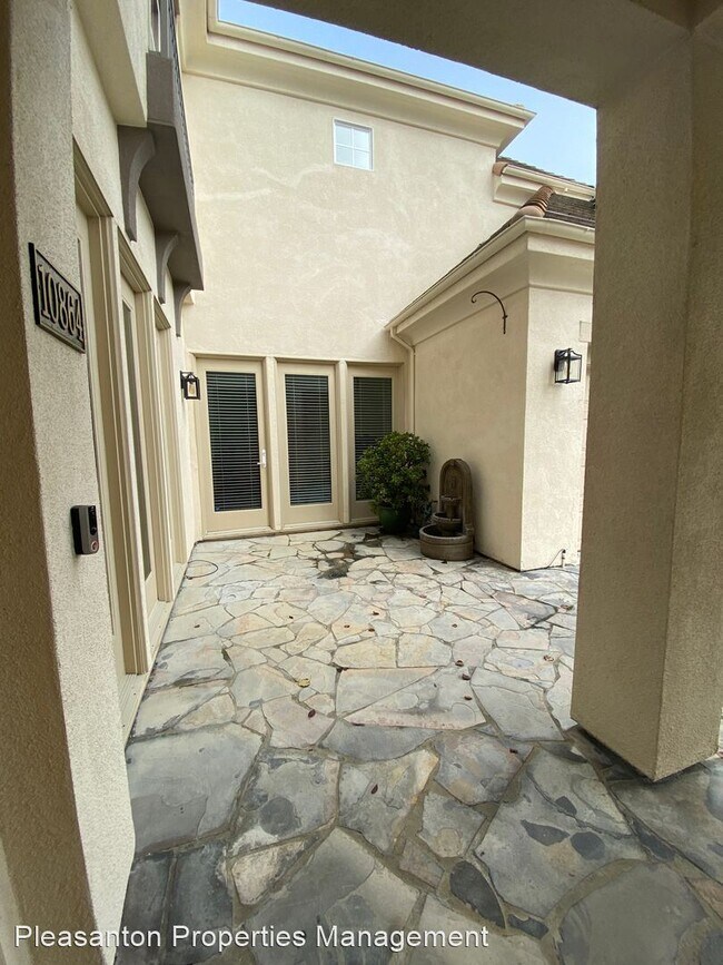 Foto del edificio - 4 br, 4 bath House - 10864 Inspiration Cir.