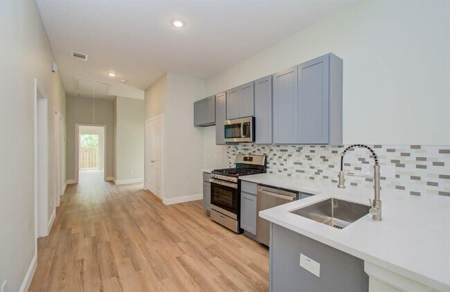 Building Photo - 4510 Mallow St