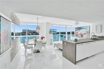 Building Photo - 400 Sunny Isles Blvd