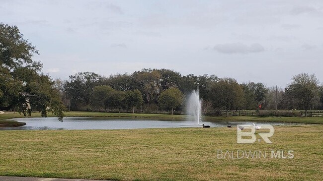 Foto del edificio - 24490 Kipling Ct