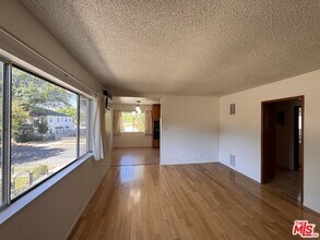 Building Photo - 4168 Brunswick Ave