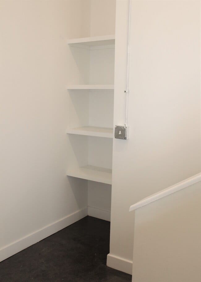 Building Photo - 408 Wellons St