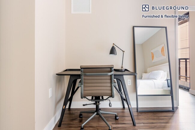 Foto del edificio - 443 New York Ave NW