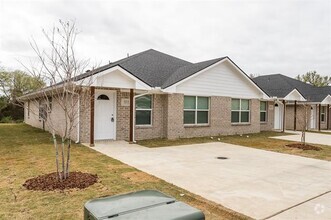 Building Photo - 609 Casa Linda St
