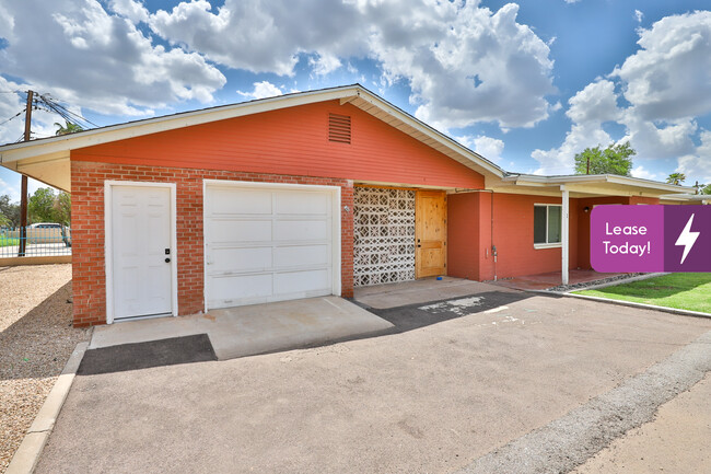 Building Photo - 3008 N 39th St