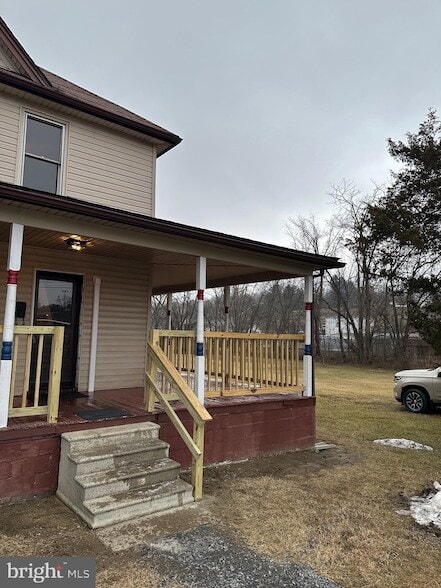 Building Photo - 15 Myers Rd