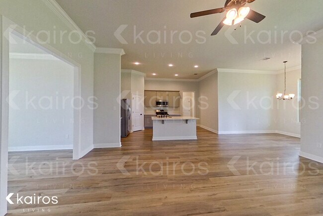 Building Photo - 3208 Rosehill Dr.