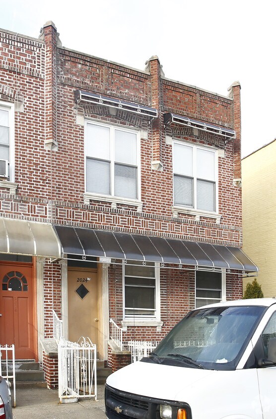 Foto principal - 2024 62nd St