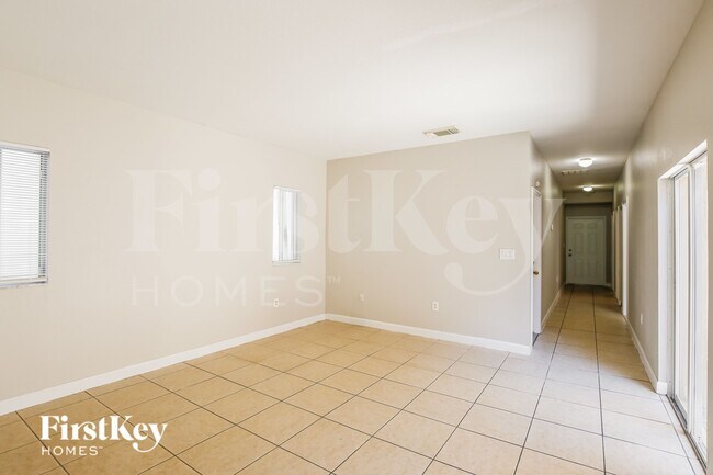 Foto del edificio - 216 SE 32nd Terrace