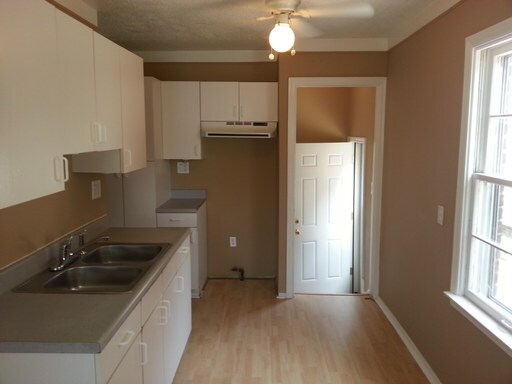 Building Photo - 14722 Lydia Ave
