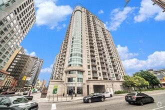Building Photo - 200 Rideau St