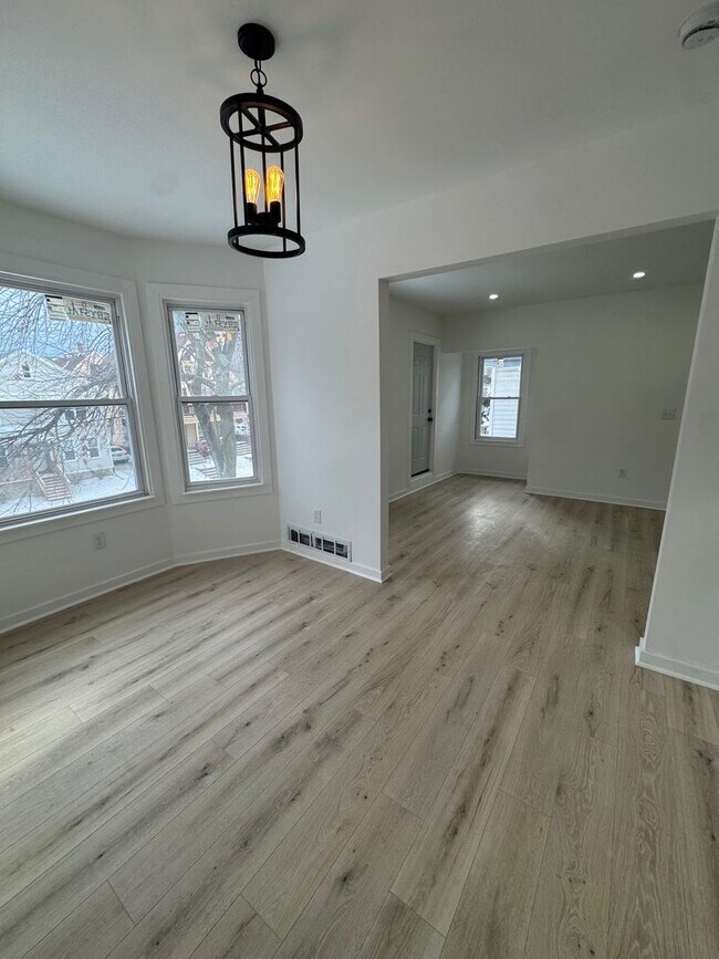 Foto del edificio - 3457 N 2nd St